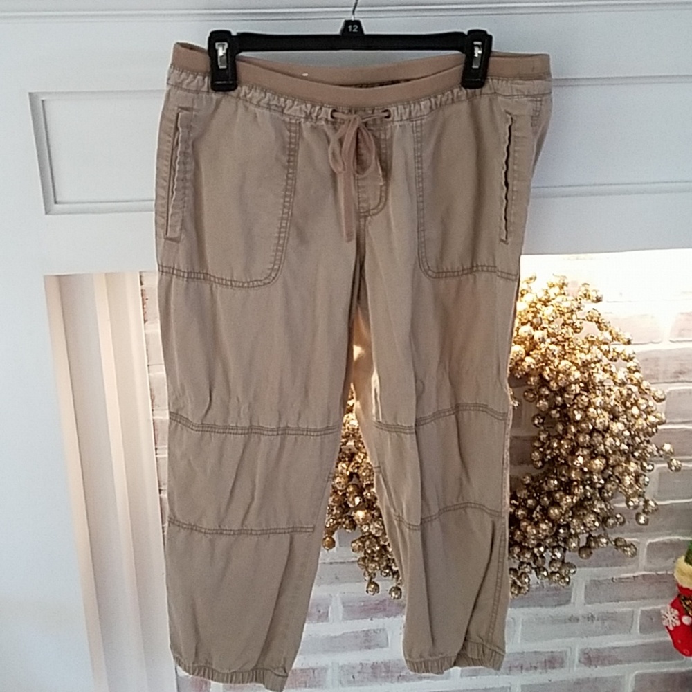 Drawstring khaki joggers